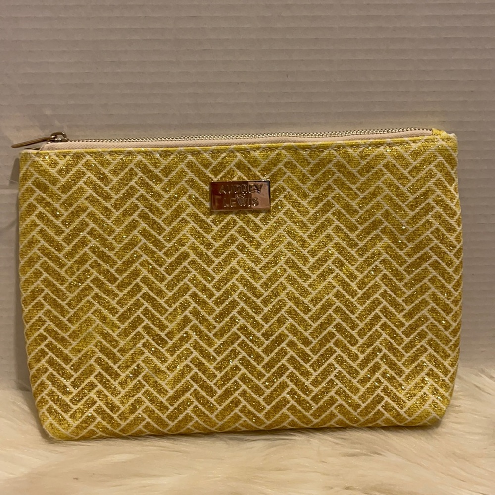 AUDREY AND LEWIS COSMETICS BAG